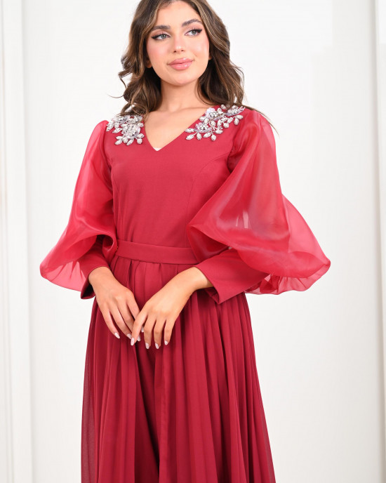 Long dress with puffy drum sleeves