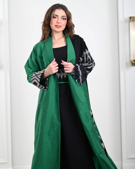 Distinctive Moroccan galabiya