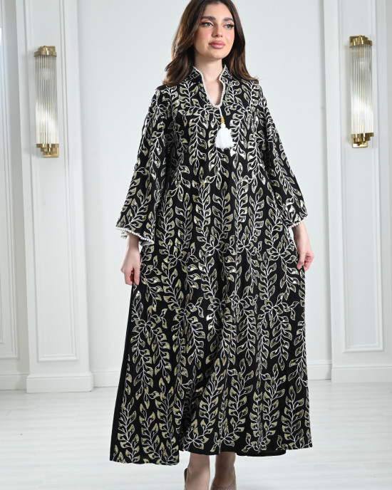 High-neck embroidered jalabiyas
