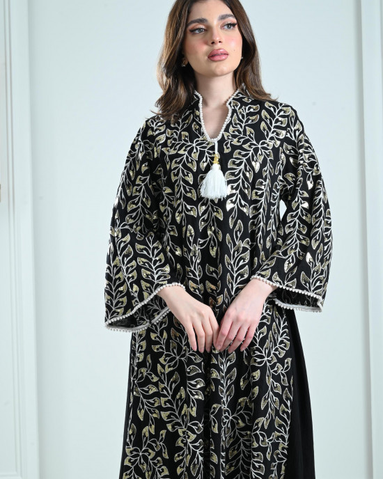 High-neck embroidered jalabiyas